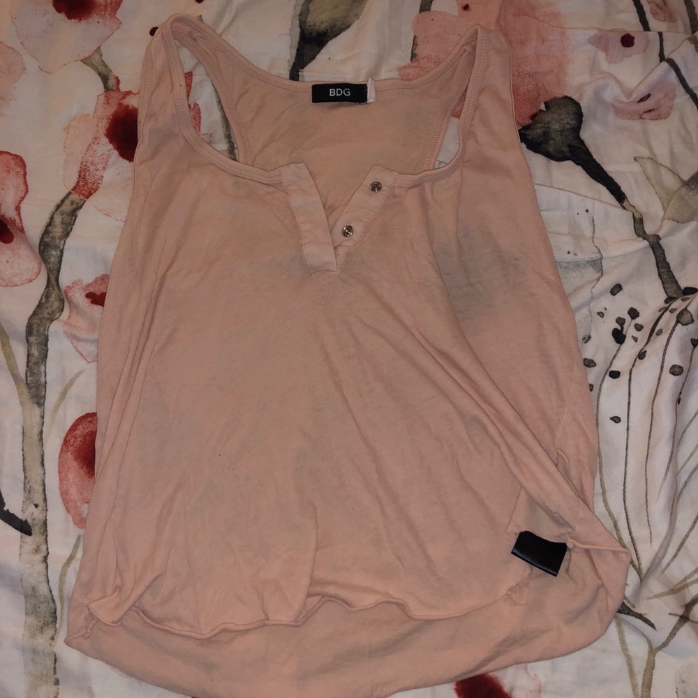 pink tank top!